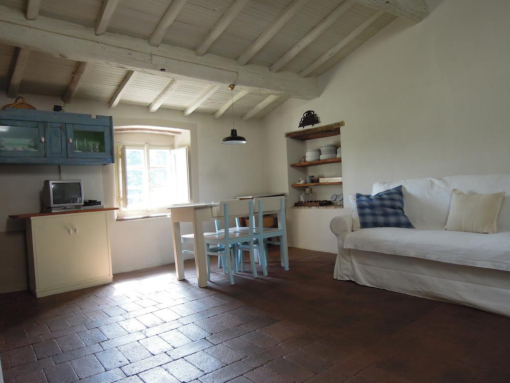 Agriturismo Le Murelle Lucca Rum bild